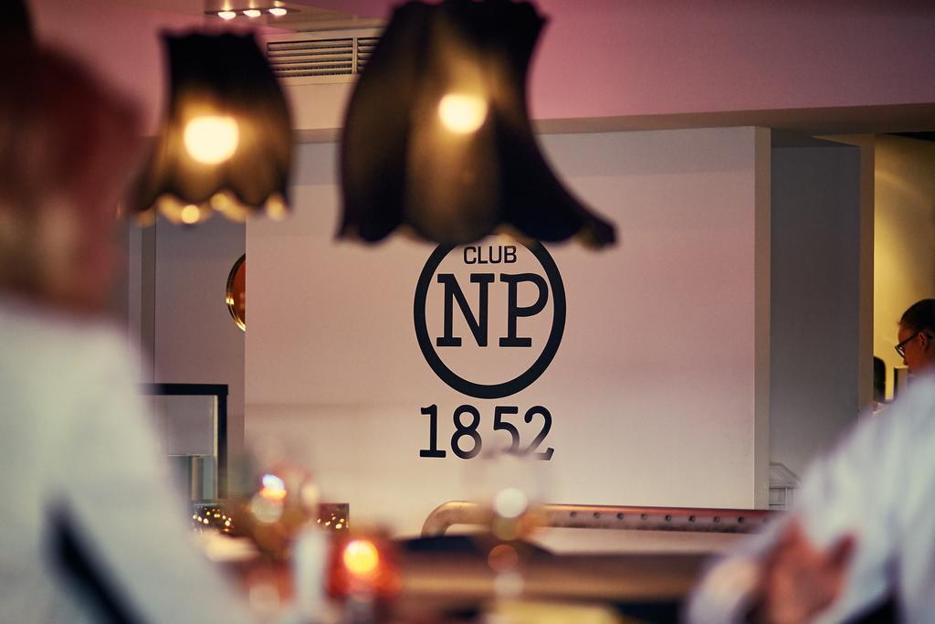 Hampshire Hotel - Newport האוזן מראה חיצוני תמונה