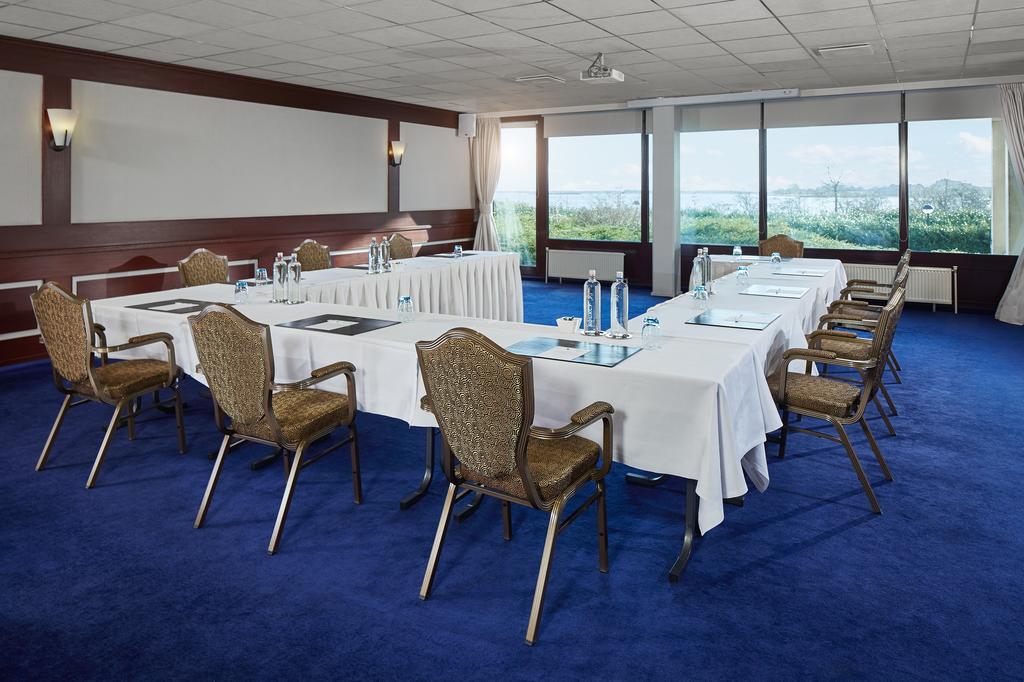 Hampshire Hotel - Newport האוזן מראה חיצוני תמונה